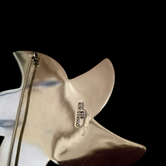 Bayanihan Sterling Silver Starfish Brooch Pin - Picture 4 of 6